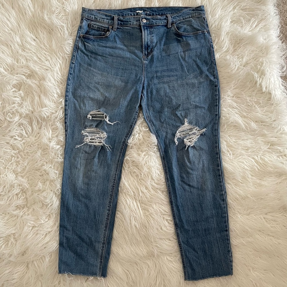 Old Navy Distressed Boyfriend Jeans